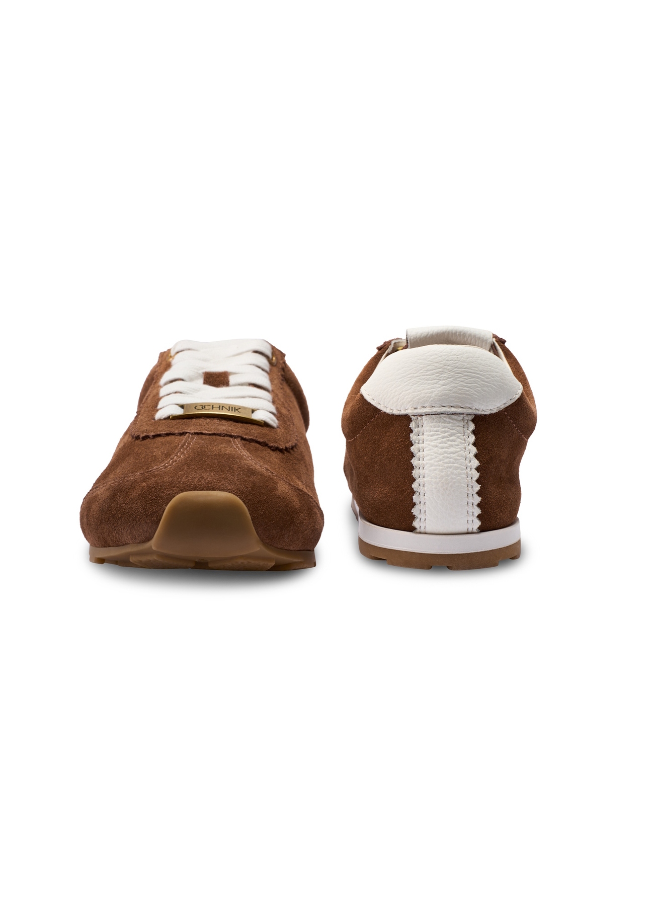 Zamszowe buty damskie w kolorze camelu BUTYD-1276-1D(W26), widok produktu z przodu i tyłu na białym tle.