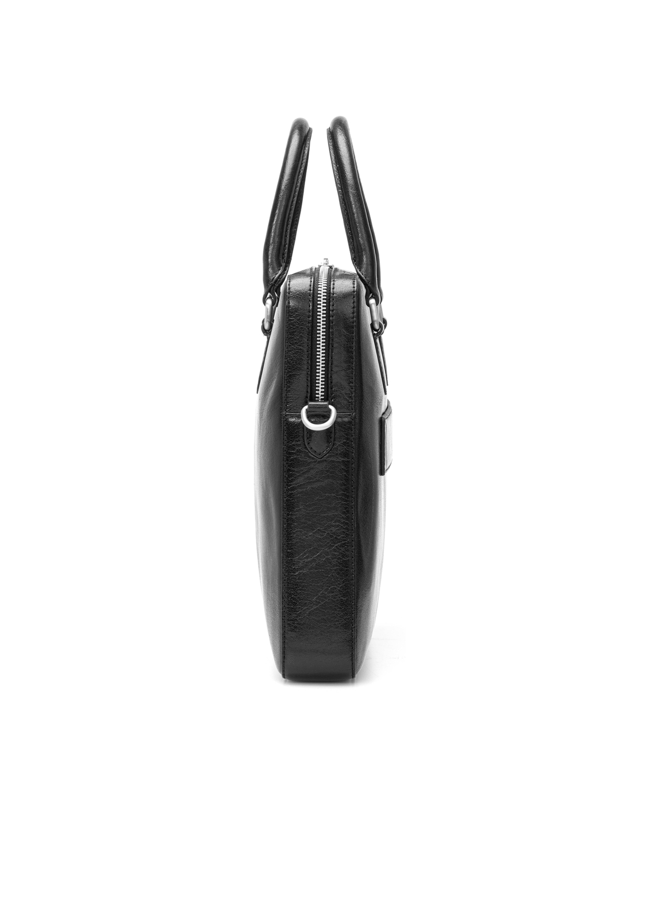 Czarna skórzana męska torba na laptopa TORMS-0506-99(W26) - widok produktu z boku, na białym tle.