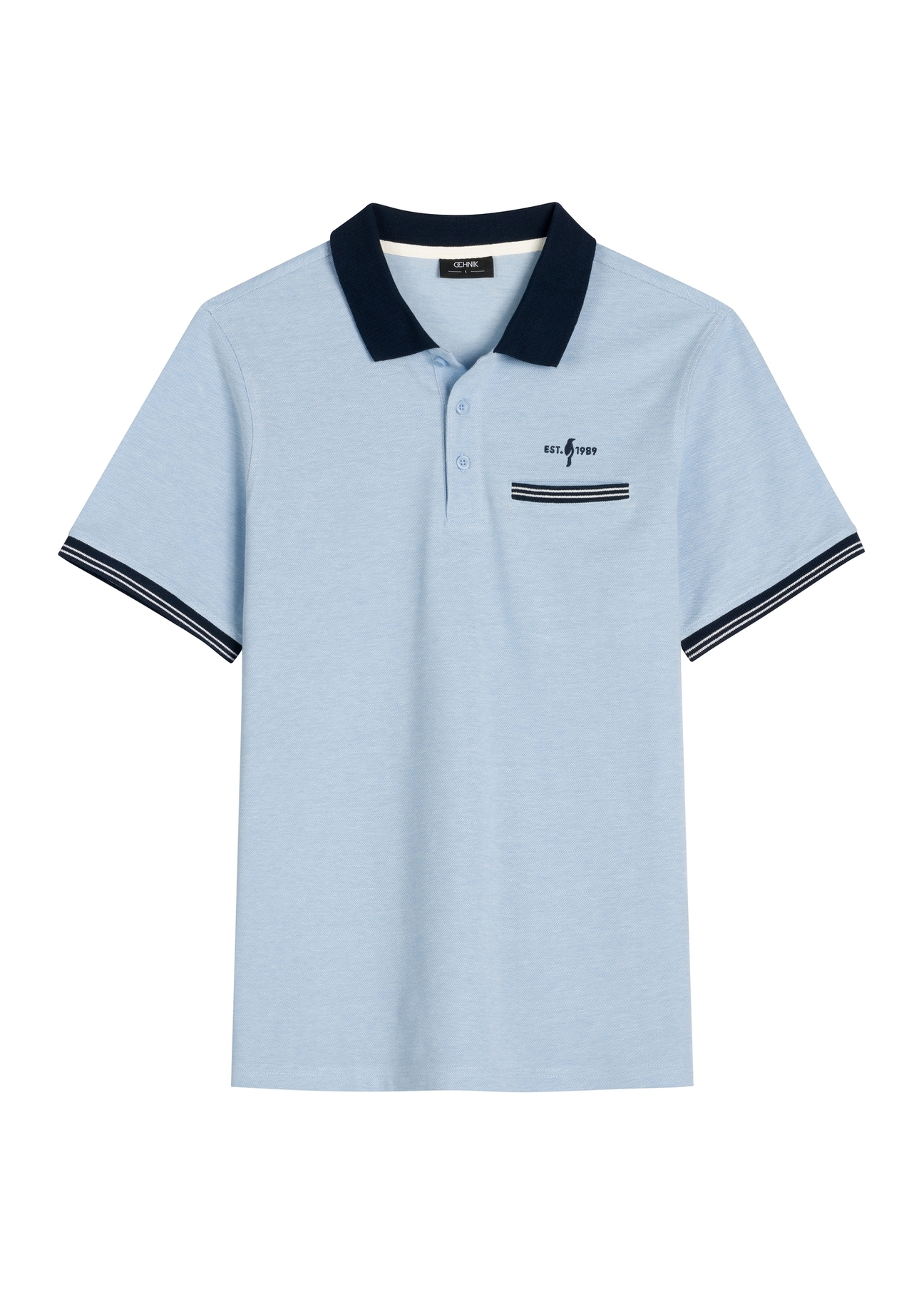 Niebieska koszulka polo męska POLMT-0068-7B(W26) - widok produktu z przodu, na białym tle. 