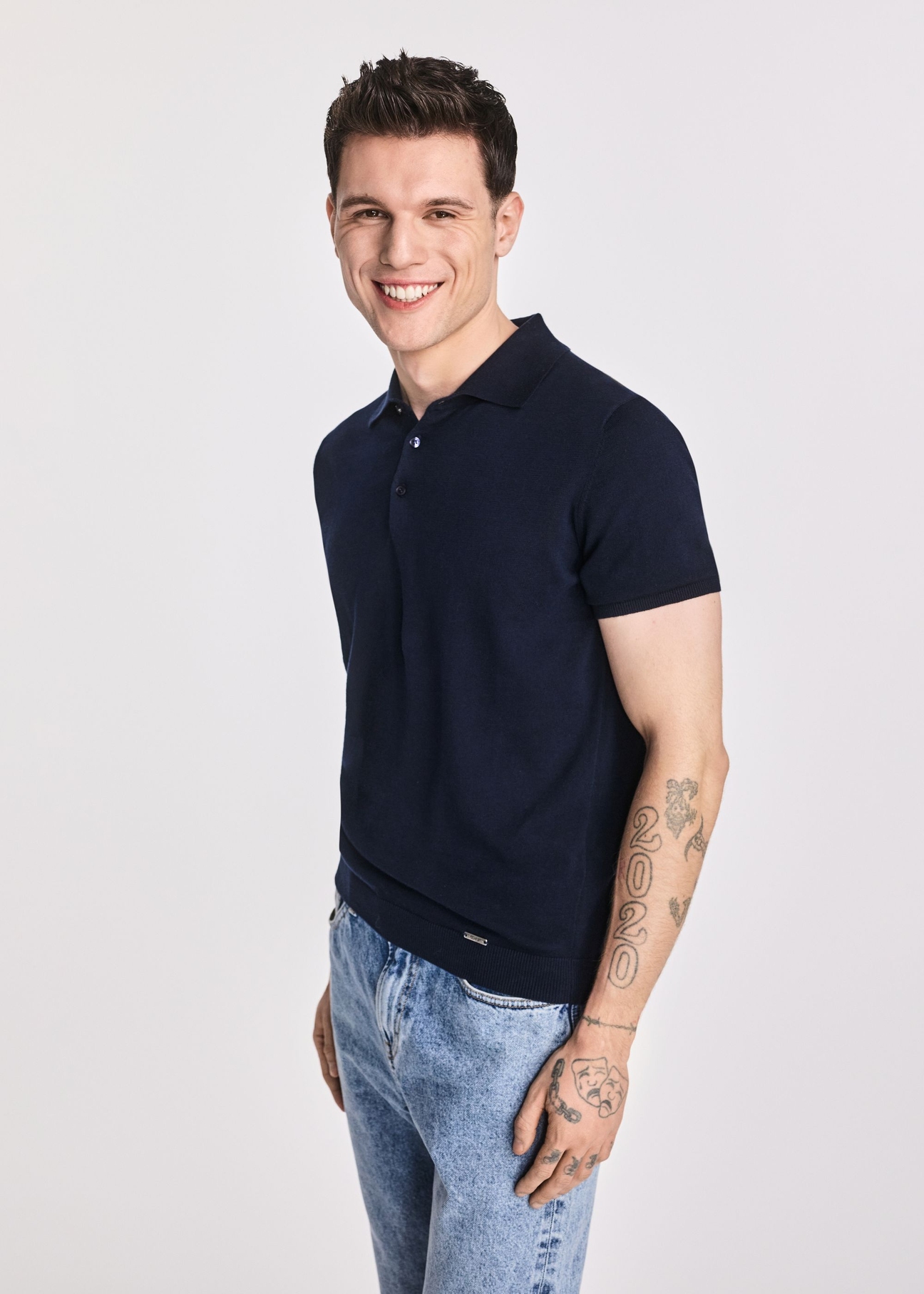 Granatowa bawełniana koszulka polo POLMT-0075-69(W25)-01