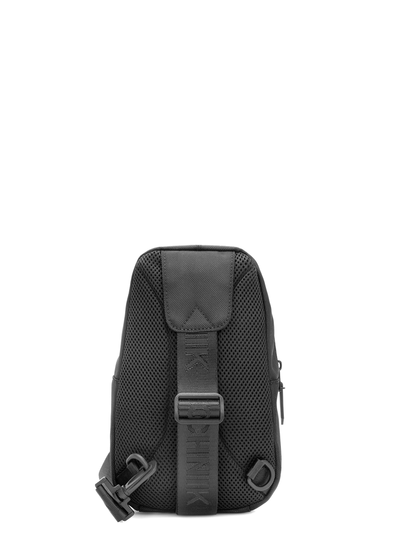 Czarna męska torba crossbody TORMN-0419-99(W26) - widok produktu z tyłu, na białym tle.