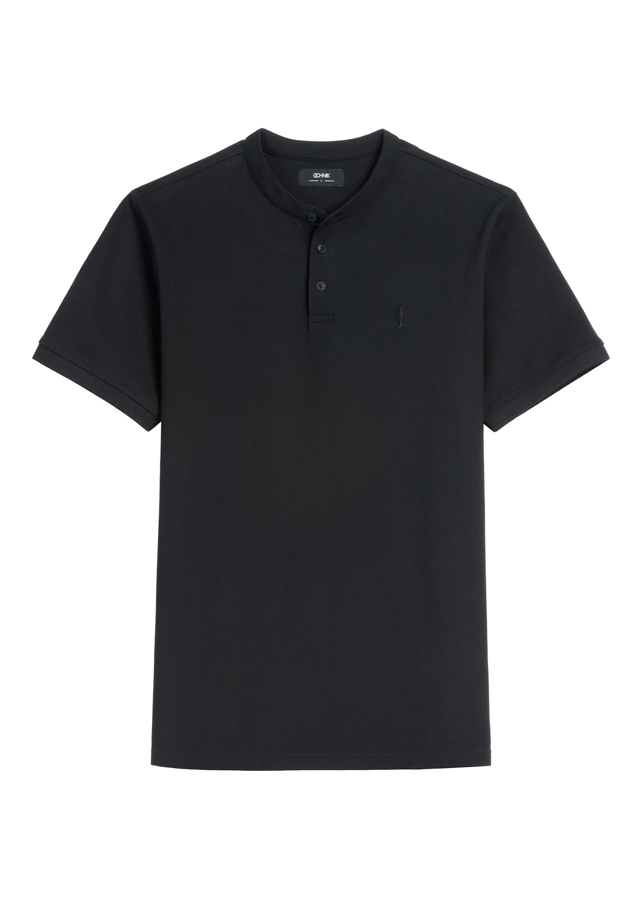 Czarna męska koszulka polo POLMT-0095-99(W26), widok produktu z przodu na białym tle.