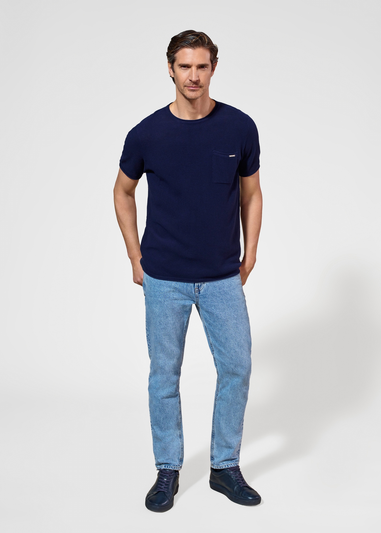 Bawełniany przewiewny T-shirt męski TSHMT-0122-69(W25)-02