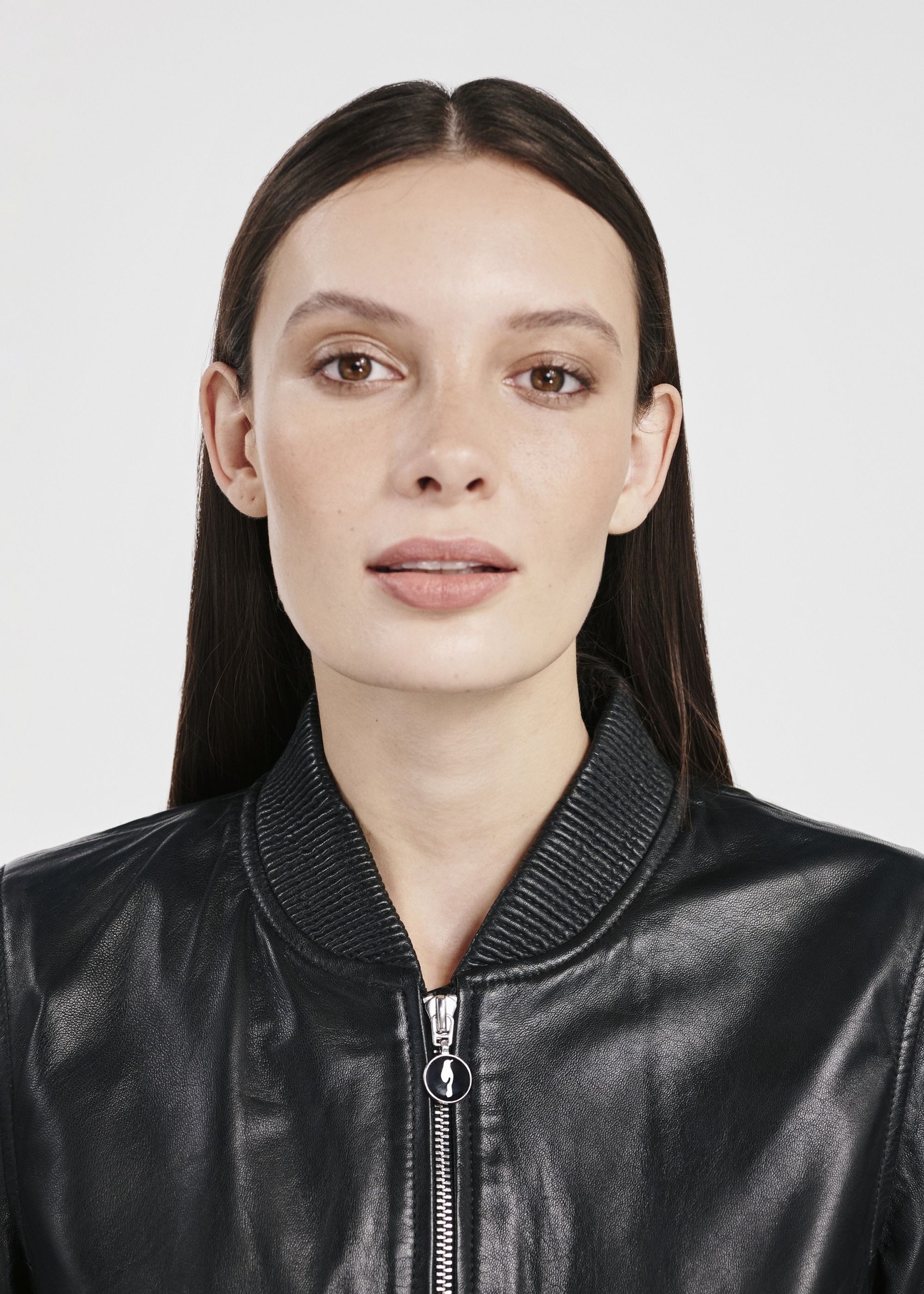 Czarna skórzana kurtka bomber KURDS-0538-5620(W25)-03