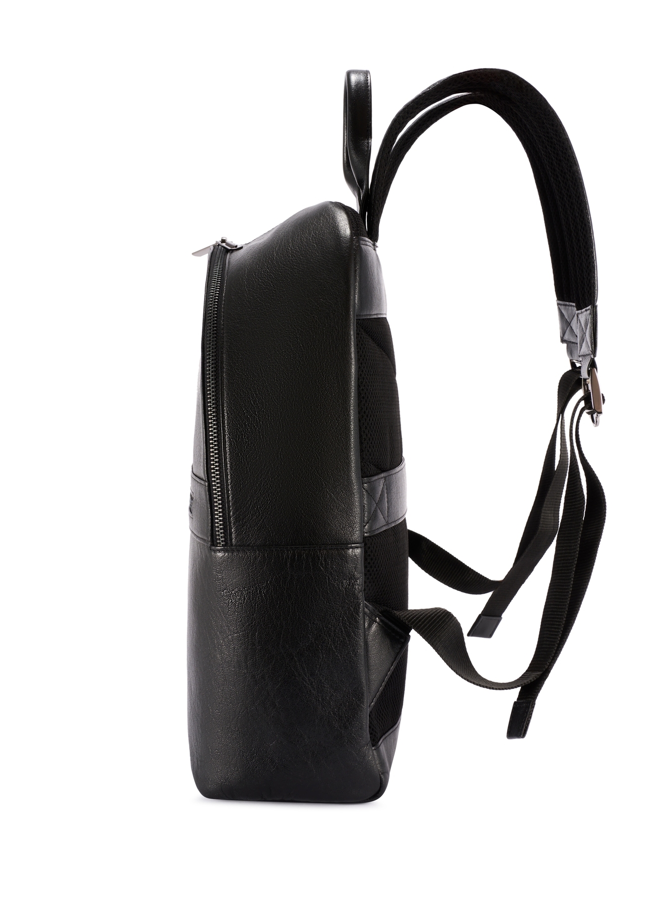 Duży skórzany plecak męski TORMS-0493-99(W26) - widok produktu z boku, na białym tle. 
