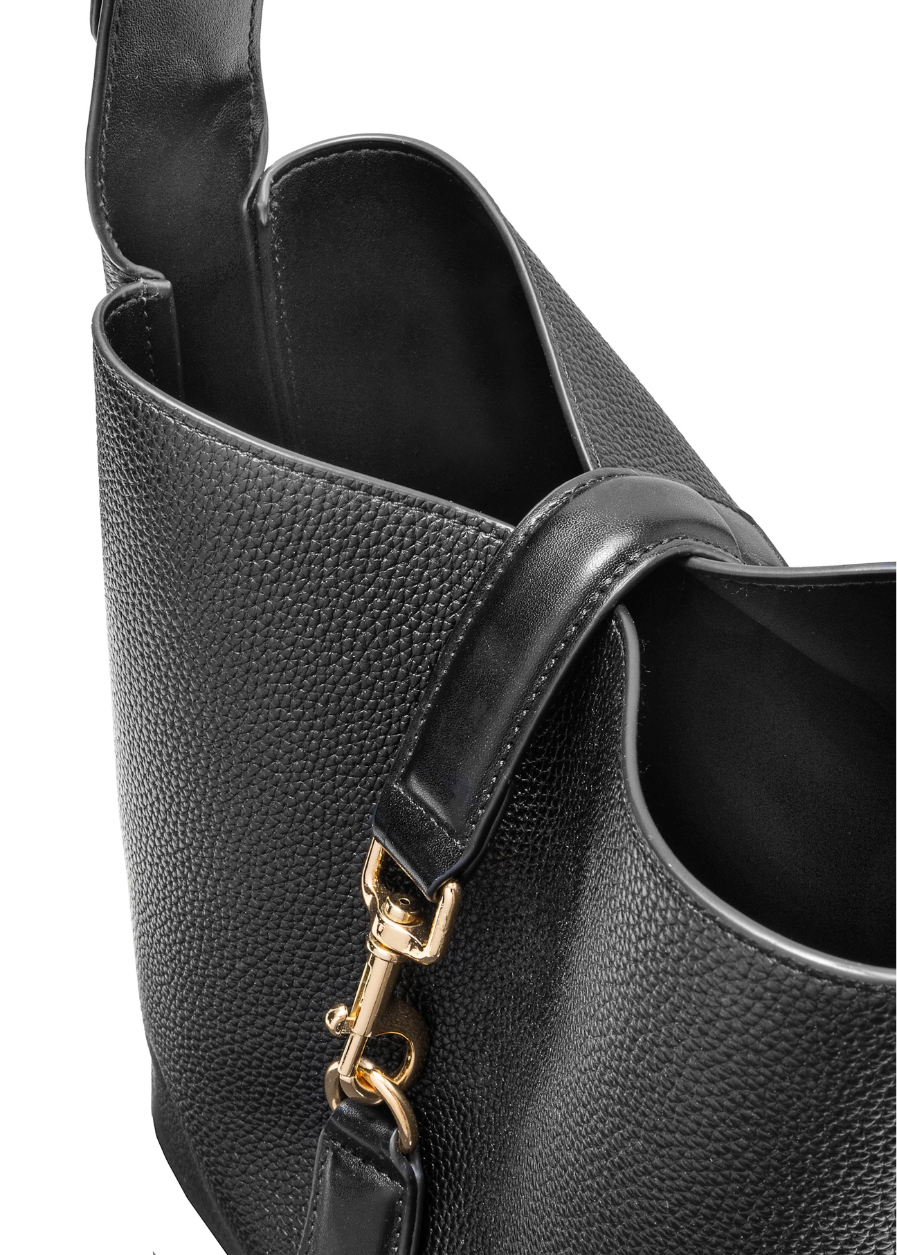 Czarna torba damska TOREC-1059-99(Z25), zbliżenie na detal produktu na białym tle. 