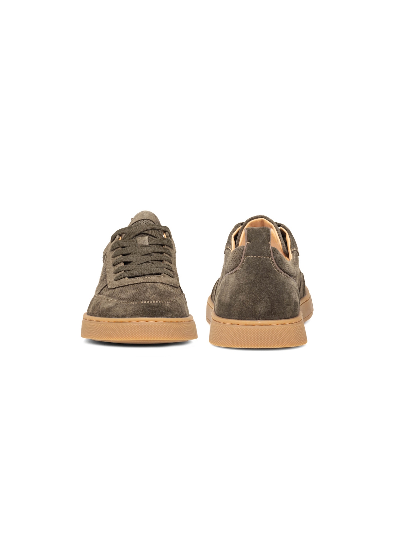 Skórzane buty sportowe w kolorze khaki BUTYM-0528-8D(W26), widok produktu z przodu i tyłu na białym tle.