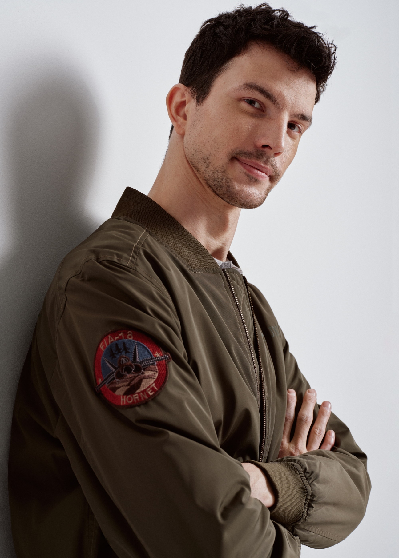 Oliwkowa kurtka bomberka męska TOP GUN KURMT-0352-57(W24)-01