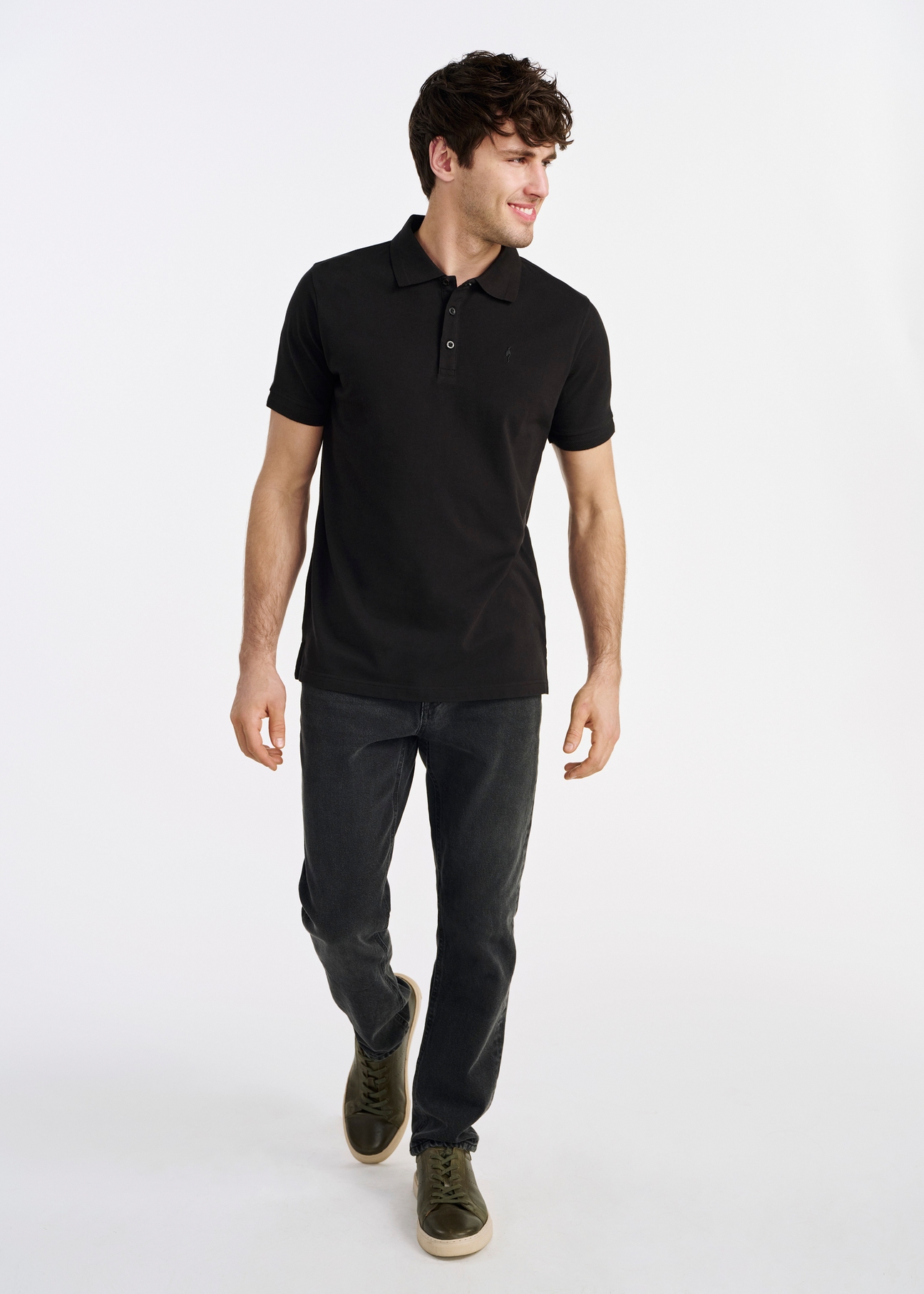 Czarna koszulka polo męska POLMT-0078-99(W25)-01