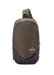 Męska torba na ramię w kolorze khaki TORMN-0416-8D(W26) - widok produktu z przodu, na białym tle.