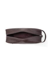 Brązowa kosmetyczka męska TORMS-0463-89(Z25), widok produktu od środka na białym tle.