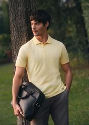 Żółta koszulka polo męska POLMT-0089-2B(W26)