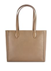 Ciemnobeżowa skórzana torebka shopper damska TORES-0971F-1K(W26) - widok produktu z tyłu, na białym tle. 