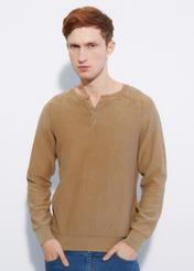 Brązowy sweter męski z guzikami SWEMT-0130-24(W23)-01