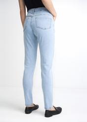 Jasne spodnie jeansowe damskie JEADT-0005-61(W22)-03