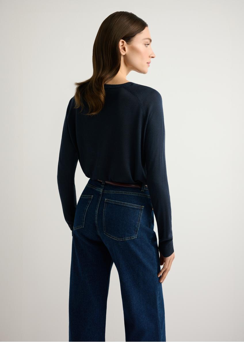 Cienki granatowy sweter damski SWEDT-0257-7E(W26)