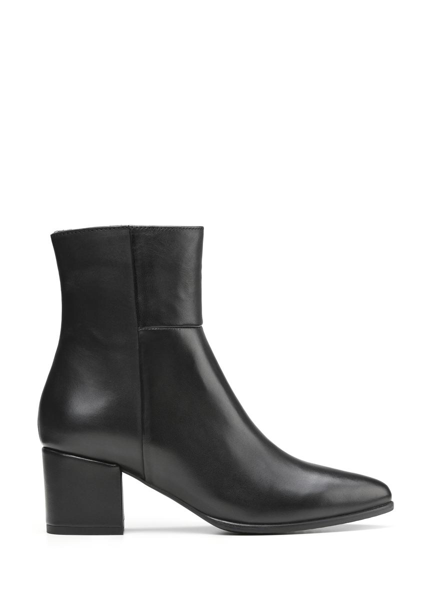 Skórzane botki damskie w kolorze czarnym BUTYD-1186-99(Z25)