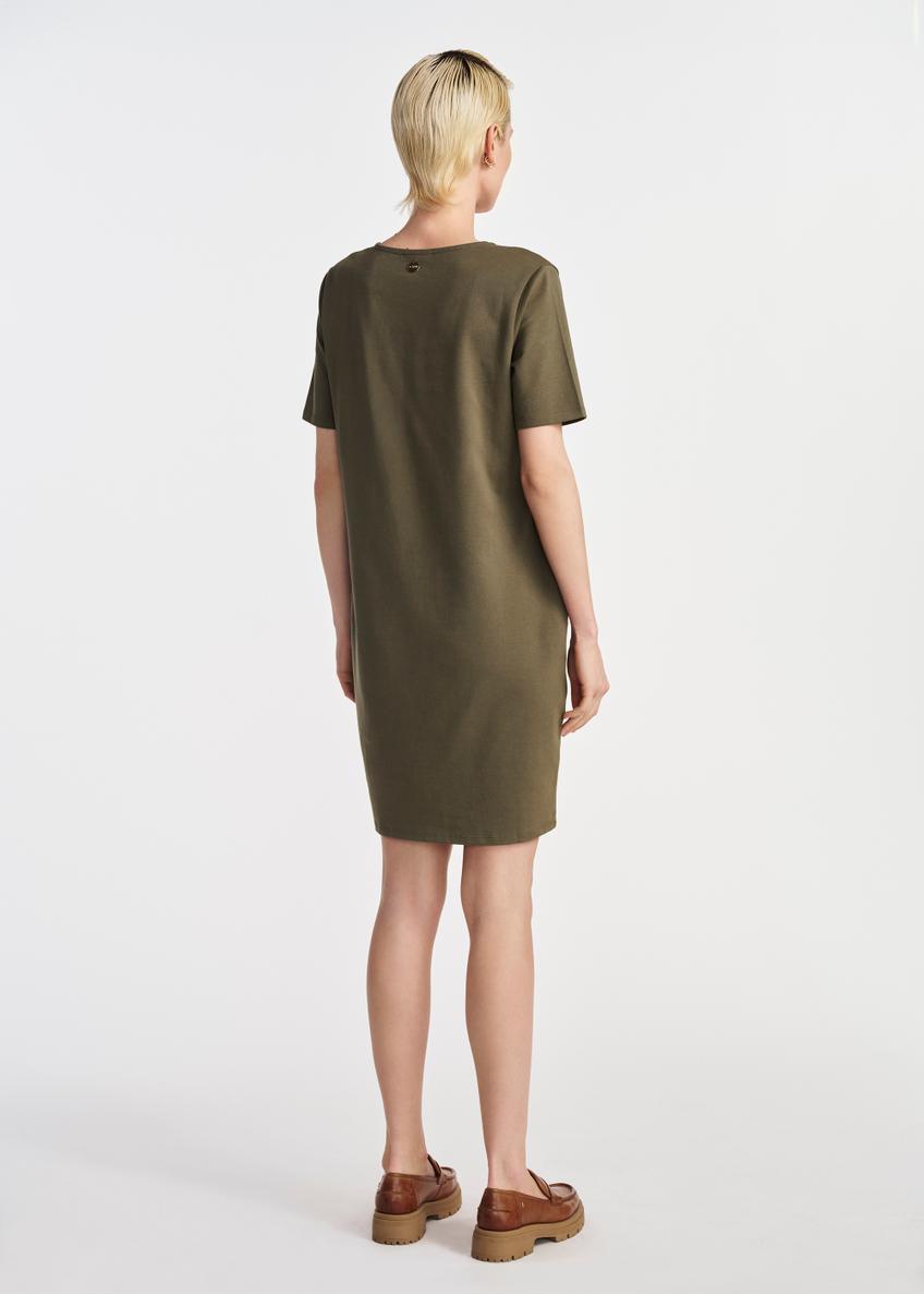 Krótka bawełniana sukienka w kolorze khaki SUKDT-0185-54(W25)